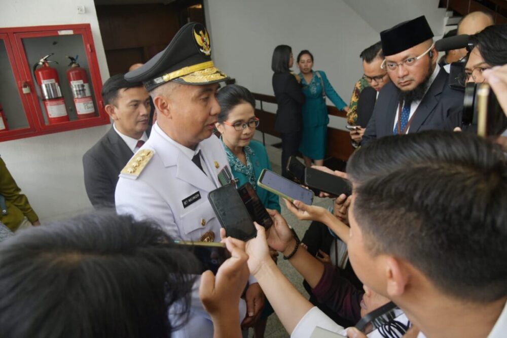 Bey Machmudin Resmi Penjabat Gubernur Jawa Barat Suara Indonesia News