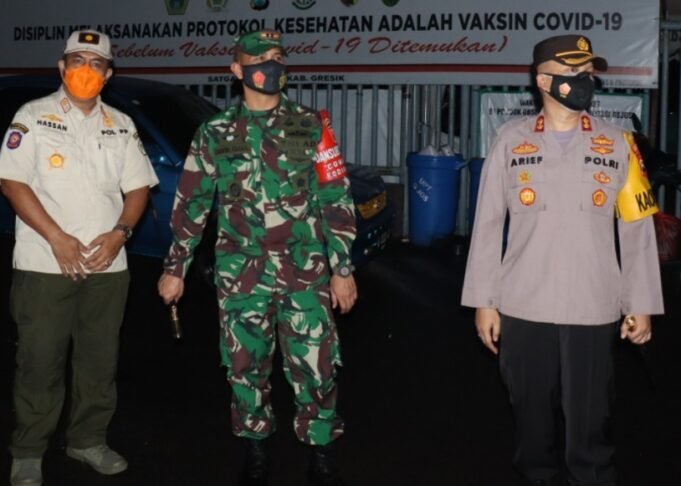Berlangsung Aman dan Kondusif, Kapolres Gresik Bersama Forkopimda Apresiasi Masyarakat Gresik yang Rayakan Tahun Baru di Rumah dan Patuh Prokes