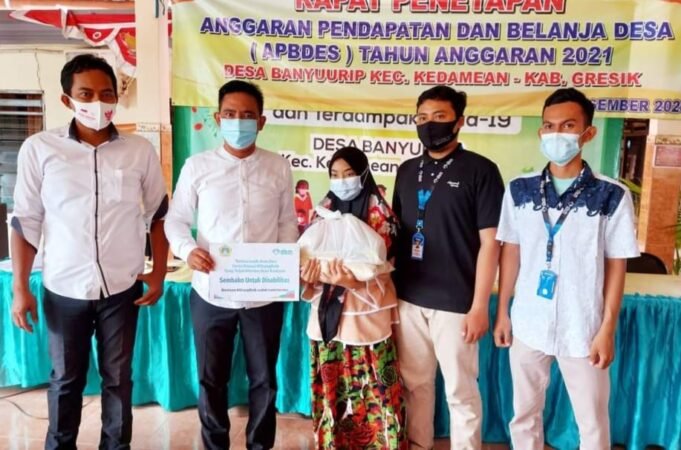 36 Paket Bantuan Sembako, Bagi Warga Penyandang Disabilitas Desa Banyuurip