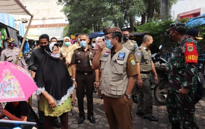 Pelaksanaan PPKM Menurunkan Kasus Covid 19