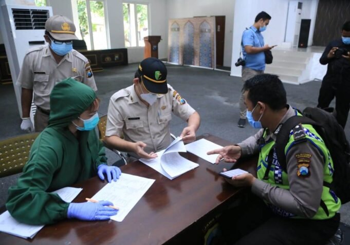 Polrestabes Surabaya Gelar Screening Donor Plasma Bagi Penyitas Covid-19