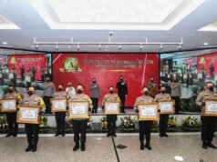Enam Polres Jajaran Polda Jatim Terima Predikat Pelayanan Prima Dari Menpan RB