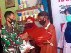 Peringati HPN 2021, Panitia Bagi Sembako Kepada Keluarga Mantan Wartawan Senior, Penyapu Jalan dan Cleaning Service