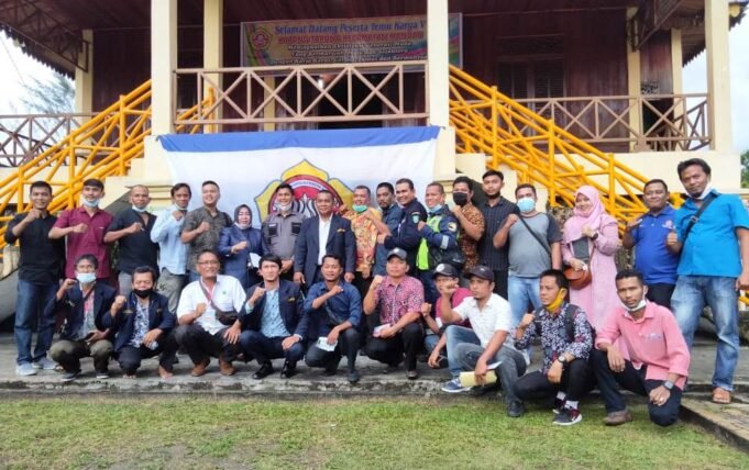 Camat Mandau Riki Rahardi Buka Temu Karya Karang Taruna V Periode 2021-2026