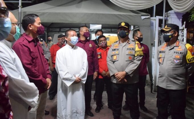 Wakapolda Cek Pengamanan Ibadah Jumat Agung & Persiapan Pengamanan Paskah di Sidoarjo