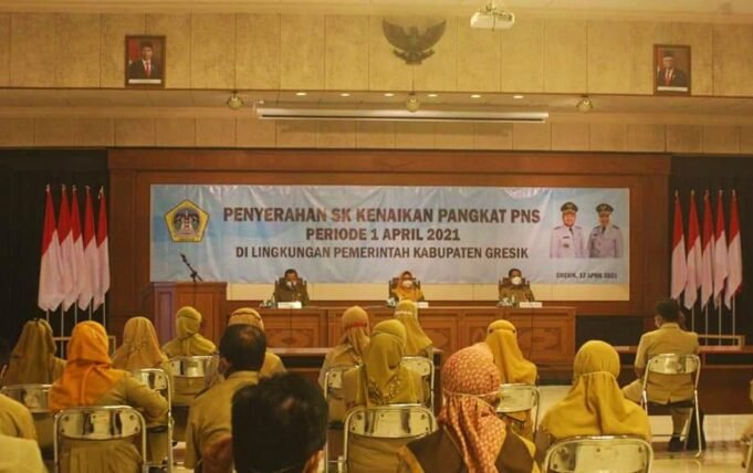 Sebanyak 526 ASN Gresik Terima SK Naik Pangkat