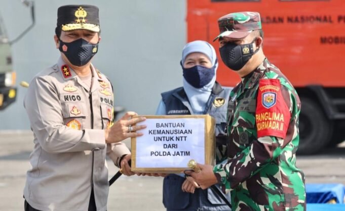 Perduli Bencana Alam, Kapolda Jatim : Pelepasan KRI Tanjung Kambani – 971 untuk Penanggulangan Bencana di Flores NTT