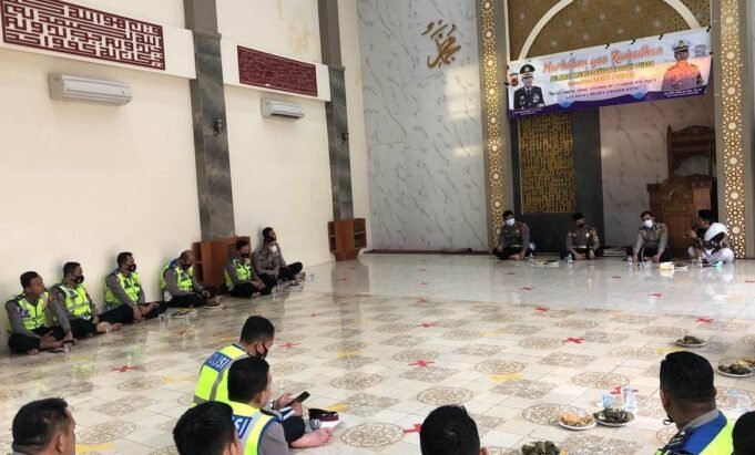 Tingkatkan Iman dan Taqwa, Kasat Lantas Polres Ciko Gelar Pengajian Sambut Ramadhan