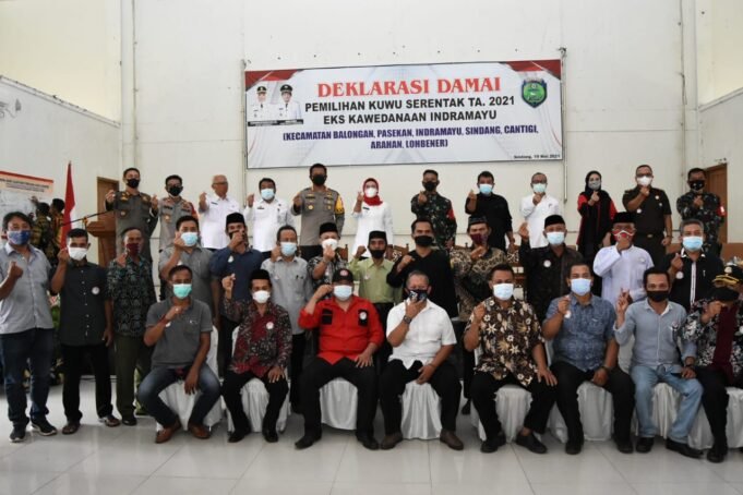 139 Calon Kuwu Ikuti Deklarasi Damai