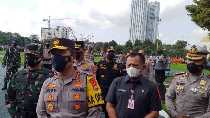 Forkopimda Jatim Apel Gelar Pasukan Ops Ketupat Semeru 2021