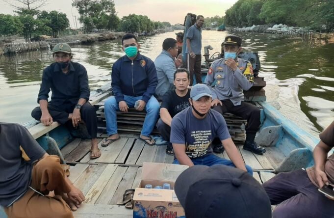 Intensifkan Pencarian Korban Tenggelam Belum Ditemukan, Kapolsek Kapetakan Turun Langsung ke Lokasi
