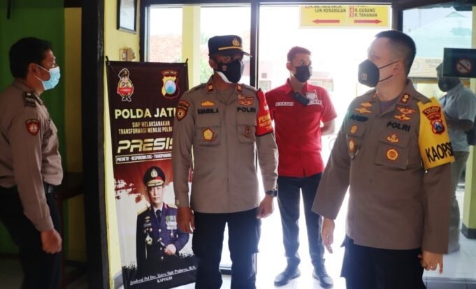 Pengecekan Polsek Jajaran, Kapolres Gresik : Pastikan Pelayanan Masyarakat