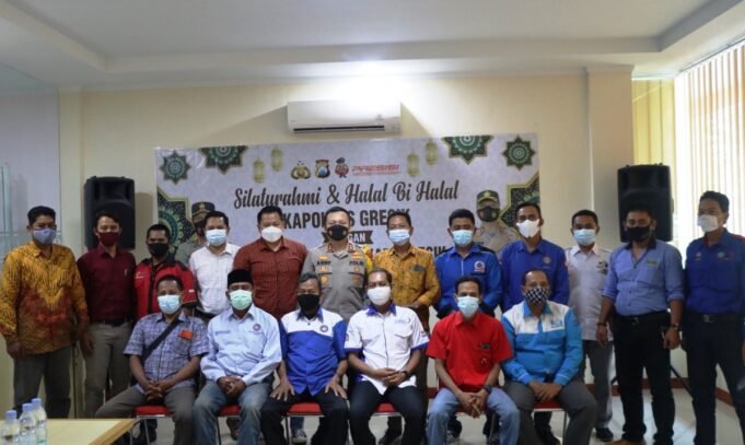 Jalin Silaturahmi dan Halal Bihalal Kapolres Gresik Dengan Ketua DPC SP/SB Kabupaten Gresik