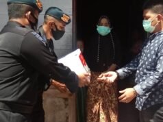 Peringati Hari Bhayangkara ke 75, Brimob Aceh Salurkan Sembako Bagi Warga Kurang Mampu di Kota Lhokseumawe