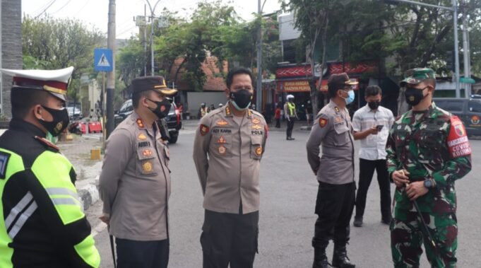 Pamatwil Polda Jatim Cek Penutupan Ruas Jalan di Gresik