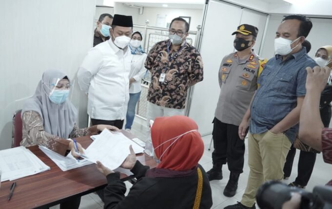 Bupati Gresik Apresiasi Vaksinasi Gotong Royong Oleh Perusahaan
