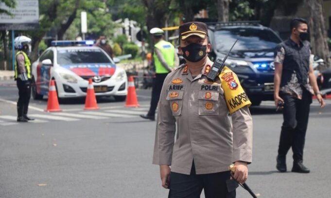 Kapolres Gresik : Ucapkan Terimakasih Kepada Warga yang Berakhir Pekan di Rumah Saja
