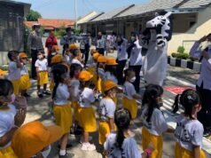 HUT Lantas Ke 66, Sat Lantas Polres Ciko Hadirkan Kegembiraan Polisi Sahabat Anak