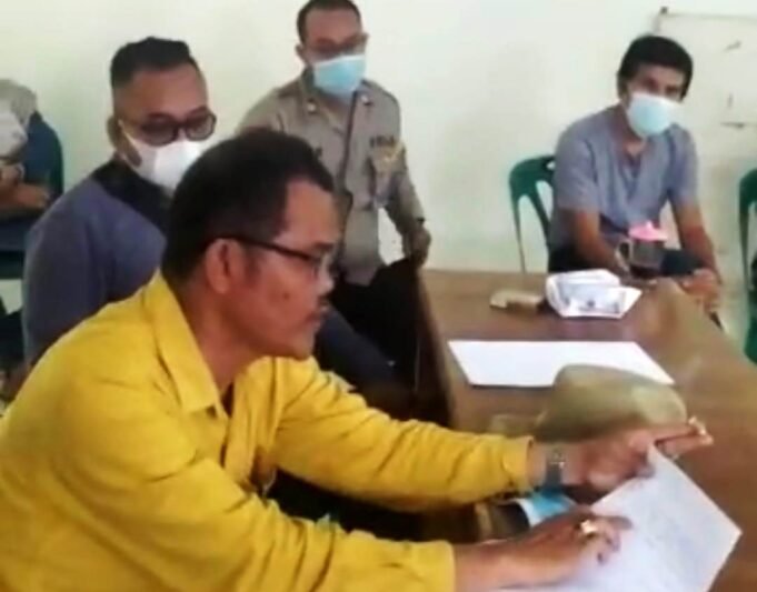 Hasil Kesepakatan Bersama, Bak Tempat Pembuangan Sampah Akan Dibangun Kembali Ditempatnya Dengan Segera