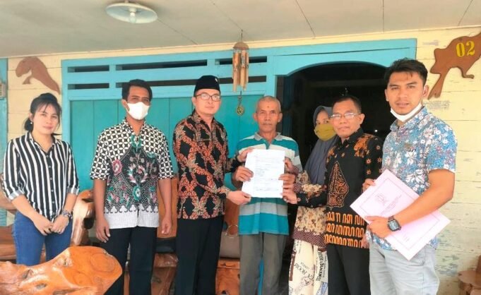 Tim Hukum Kongres Pemuda Indonesia Laporkan Ayah Ayu Ting-Ting Abdul Rozak Dkk ke Polda Jatim