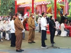 Tinjau Serbuan Vaksinasi Untuk Pelajar, Presiden Jokowi : Segera Selesaikan Agar PTM Berjalan Aman