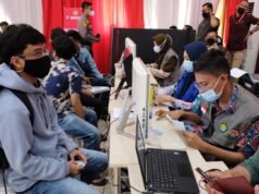 Vaksinasi Merdeka Serentak, Polda Riau Gandeng Perguruan Tinggi Siapkan 9000 Vaksin dan 1500 Paket Bansos