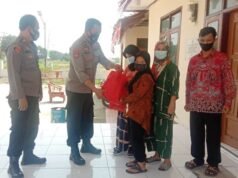 Warga Slum Area Desa Kalianyar Terima Bantuan 25 Paket Sembako Dari Polresta Cirebon