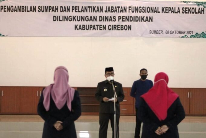 332 Guru Kabupaten Cirebon, Dilantik Jadi Kepala Sekolah