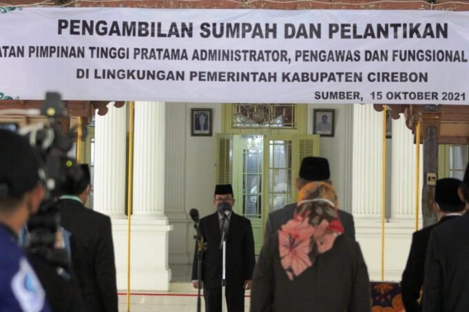 Bupati Cirebon Lantik 104 Pejabat Esalon