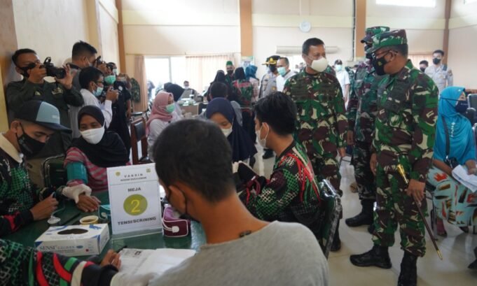 Danrem 064/MY Hadiri Baksos dan Vaksinasi Alumni AKABRI 89