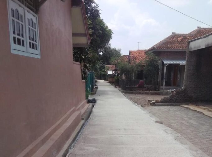 Pemdes Mulyasari Implementasikan Dana Desa Tahap ll Untuk Rabat Beton