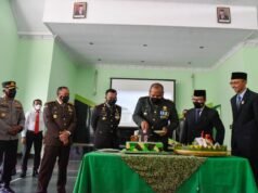 Polresta Cirebon Beri Kejutan HUT Ke 76 TNI