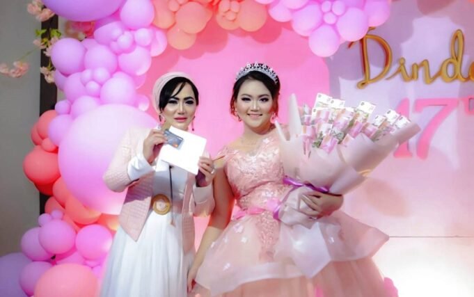 Siapakah Dinda Maharani Putri Solo, Videonya Viral Dapat Banyak Ucapan Ultah dari Artis Top