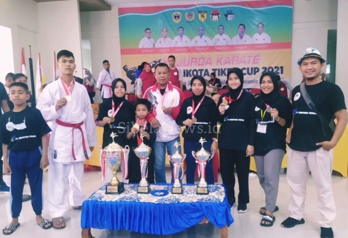 11 Atlet Karate Asal Halsel Mampu Meraih Kejuaraan Walikota Tikep 2021