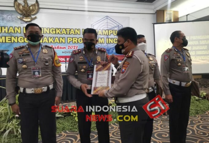 Satlantas Polres Gresik, Ungkap Kasus Tabrak Lari Dianugerahi Penghargaan Dirlantas Polda Jatim