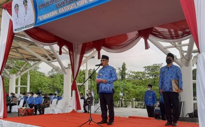 Peringati HUT KORPRI Ke 50, Helldy Minta ASN Berikan Pelayanan Terbaik Kepada Masyarakat