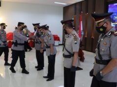Kapolres Gresik Pimpin Sertijab Kabagren dan Kapolsek