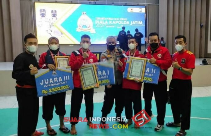Membanggakan, Pesilat Trenggalek Raih Juara 1 dan 2 Turnamen Pencak Silat Kapolda Jatim Cup