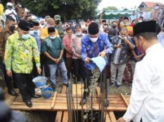 Peletakan Batu Pertama Pembangunan Masjid Nurul Yaqin Desa Mandaong