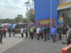 Puluhan Sopir dan Kondektur Bus di Tes Urine di Terminal Bunder Gresik