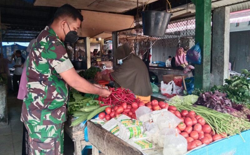 Tni Cek Harga Sembako Di Pasar Tradisional Dan Ingatkan Pedagang Agar