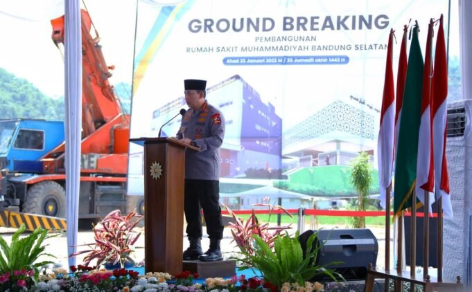Hadiri Ground Breaking RS Muhammadiyah, Kapolri Dukung Penuh Program Kesehatan dan Pendidikan Masyarakat