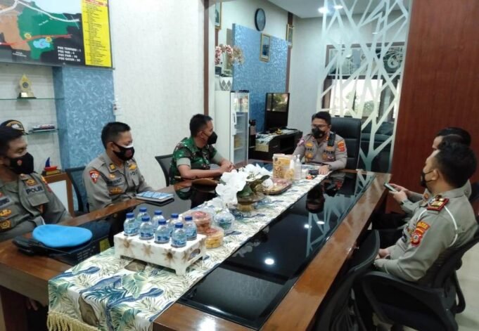 Kapolres Cirebon Kota Menerima Silaturahmi Danyon Arhanudse 14/PWY