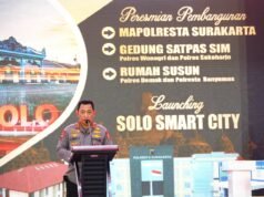 Resmikan Sarpras Kepolisian dan Solo Smart City, Kapolri : Pelayanan Publik Mudah dan Tak Berbelit-Belit