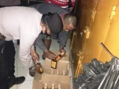 Respon Cepat Polsek Arjawinangun Polresta Cirebon Amankan Seratusan Botol Miras