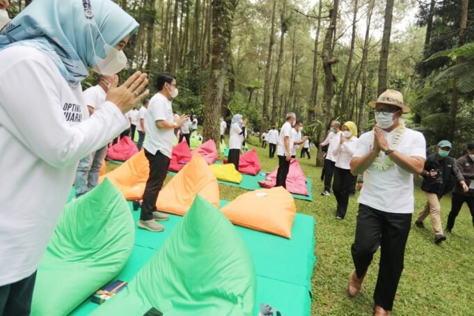 Ridwan Kamil Dorong Camat Proaktif Berkomunikasi dan Respons Keluhan Warga