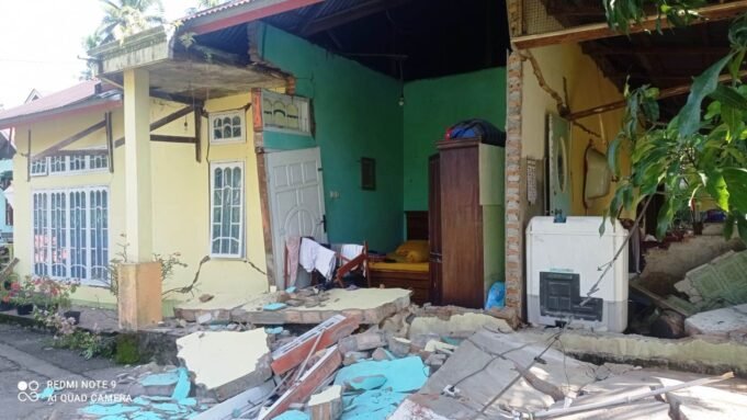 Sumatera Barat Berduka 7 Orang di Laporkan Meninggal Dunia Akibat Gempa
