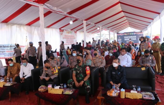 Dandim 0616 Indramayu Bersama Forkopimda Percepat Vaksinasi Jelang Ramadhan
