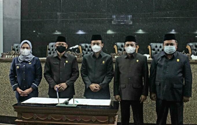 DPRD Kabupaten Indramayu Setujui Raperda UMKM dan Perubahan Tata Tertib DPRD