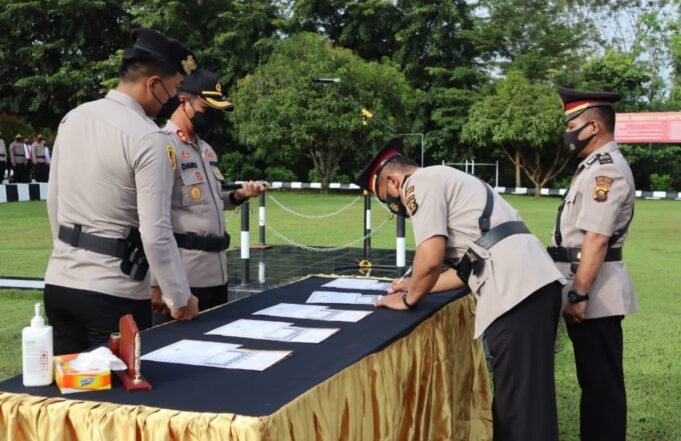 Kapolres OKU AKBP Danu Agus Purnomo, SIK, Pimpin Langsung Upacara Serah Terima PJU Polres OKU
